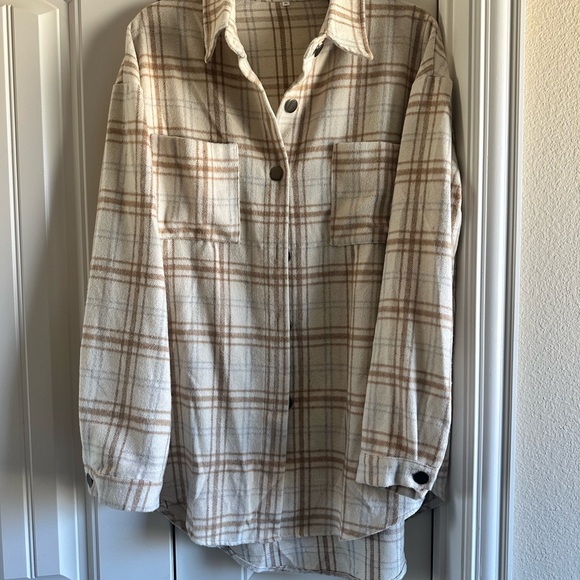 Plaid Button-Up Jacket - Picture 3 of 9